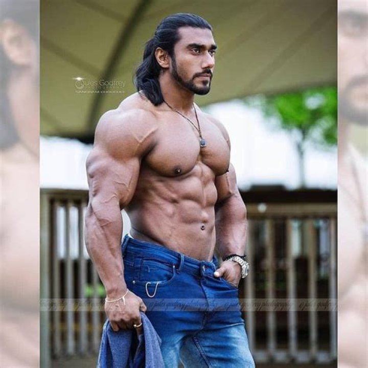 Dimitrij Schaad Height, Weight, Net Worth, Age, Birthday, Wikipedia, Who, Instagram, Biography