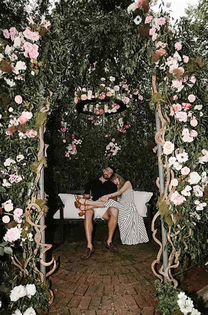 
Tiktok Star Carl Dawson Was Invited To Travis Barker’s Wedding and Fans Wonder Why 